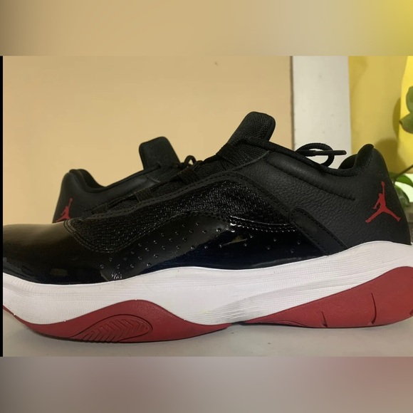 Nike Air Jordan 11 cmft low men’s 11 black/red/ white - Picture 1 of 4